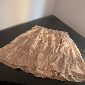 havent wore once, size small, goes to knees im 5’1